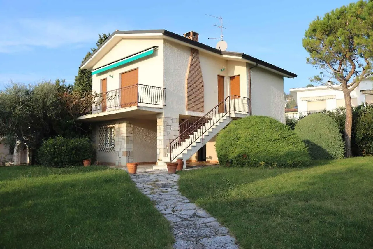 Apartment In Bardolino - Gardasee 39722